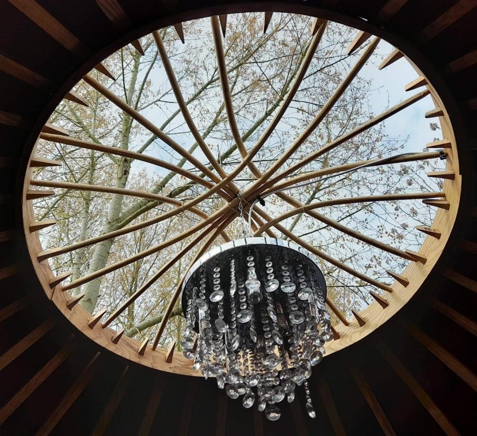 Orchard View Yurt & Hot Tub Somerset Уэстон-сьюпер-Мэр Экстерьер фото
