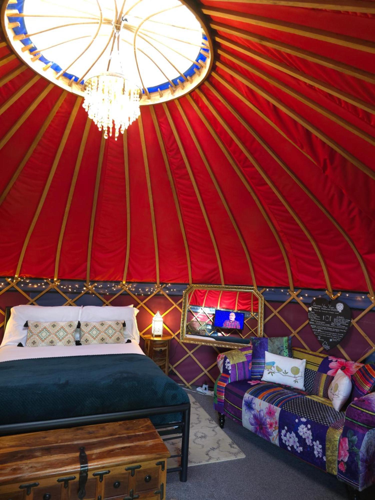 Orchard View Yurt & Hot Tub Somerset Уэстон-сьюпер-Мэр Экстерьер фото