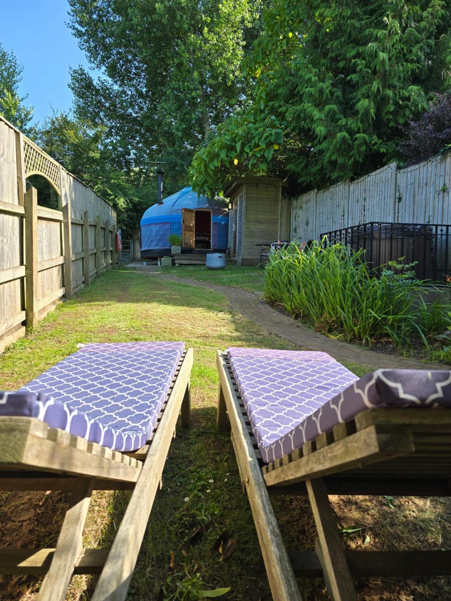 Orchard View Yurt & Hot Tub Somerset Уэстон-сьюпер-Мэр Экстерьер фото